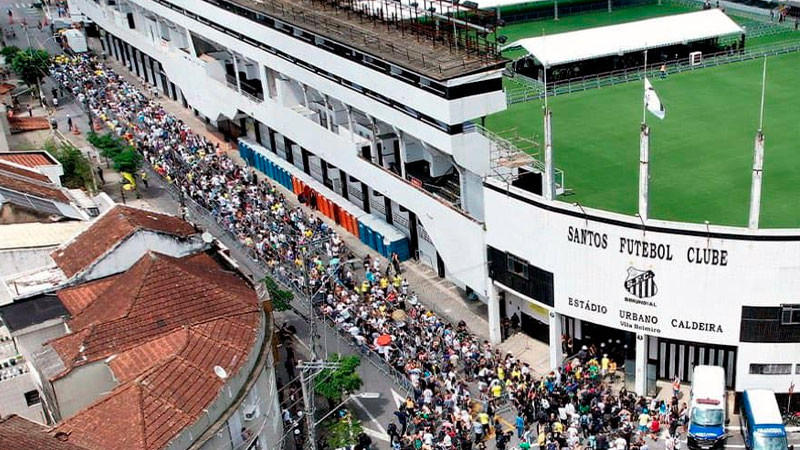 FIFA pedirá que estadios en el mundo lleven el nombre de Pelé 