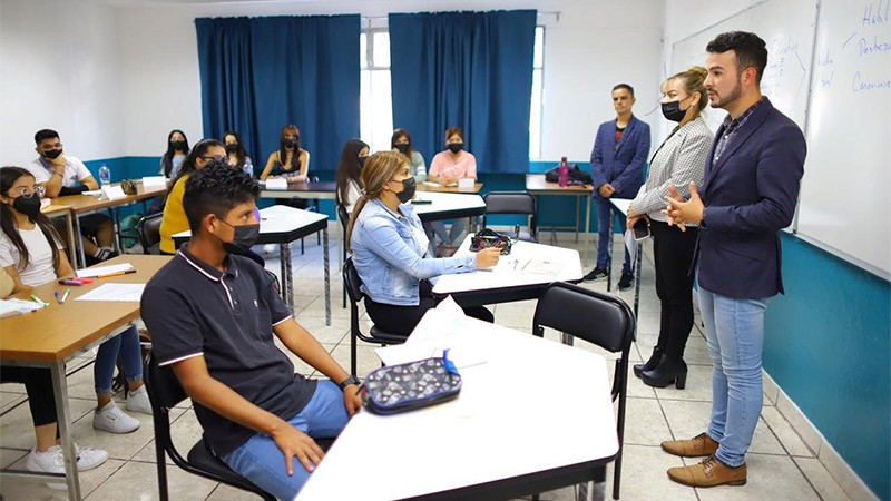 Cumple tus propósitos de 2023, estudiando en el IMCED 