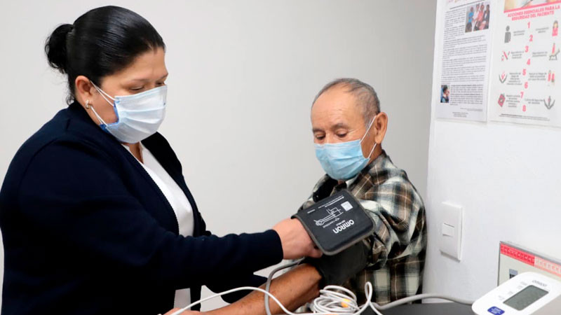 Atendió Salud Michoacán a más de 120 mil adultos mayores en 2022 