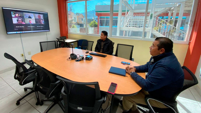 Docentes del Cecytem reciben capacitación de diseño 3D 