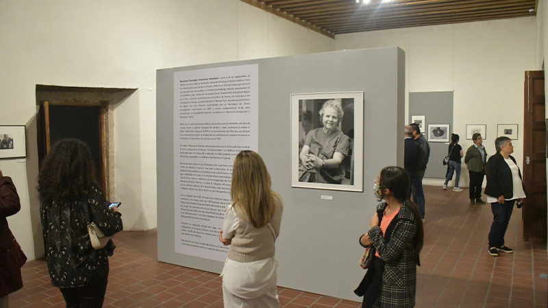 Extiende su permanencia la exposición "Róbame una foto"  