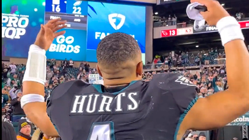 Los  Philadelphia Eagles alcanzan el primer lugar de la NFC 