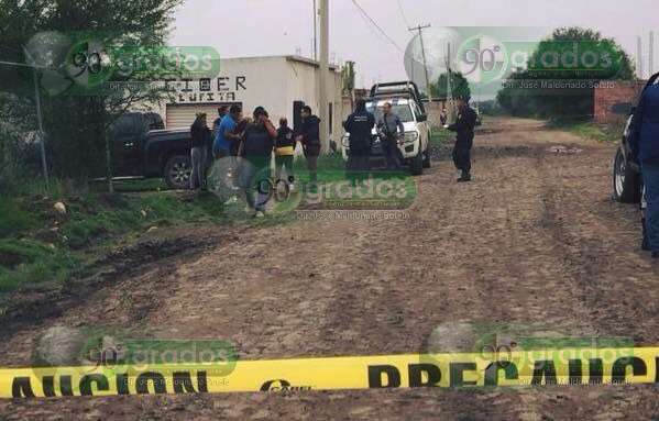 Tres presuntos ladrones muertos y uno lesionado, saldo de fallido intento de robo en Apaseo el Grande, Guanajuato - Foto 1 