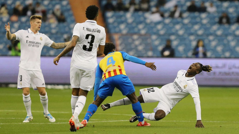 Avanza Real Madrid a la Final de la Super Copa de España 