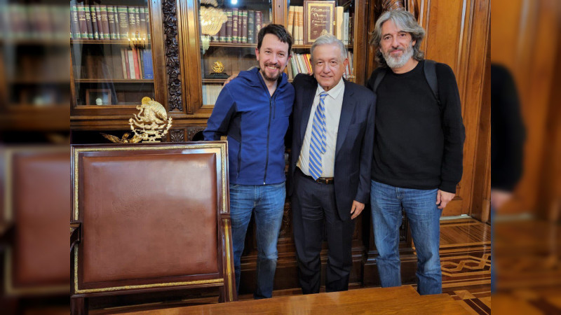 AMLO se reúne con Pablo Iglesias fundador del partido español de izquierda "Podemos" 