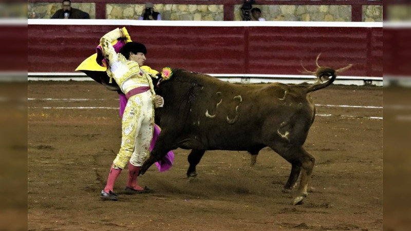 Andy Cartagena, Sergio Flores e Isaac Fonseca abrirán hoy la Feria Taurina de Moroleón 2023