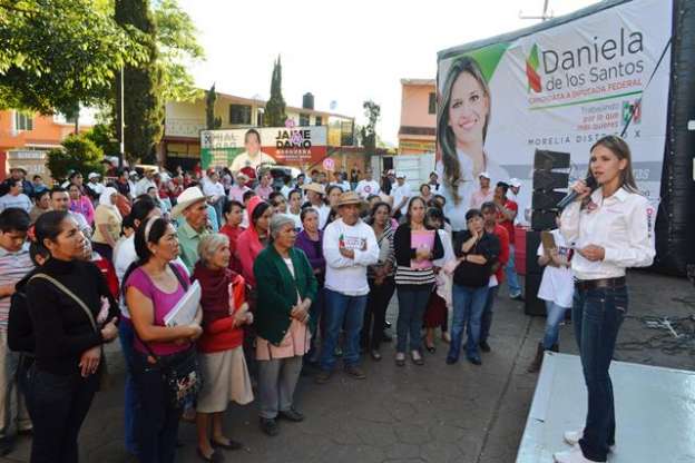 Inhabilitación de por vida a funcionarios públicos corruptos, propone Daniela de los Santos 