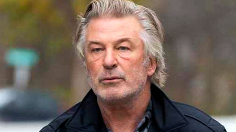 Alec Baldwin es acusado de homicidio involuntario por muerte de Halyna Hutchins 