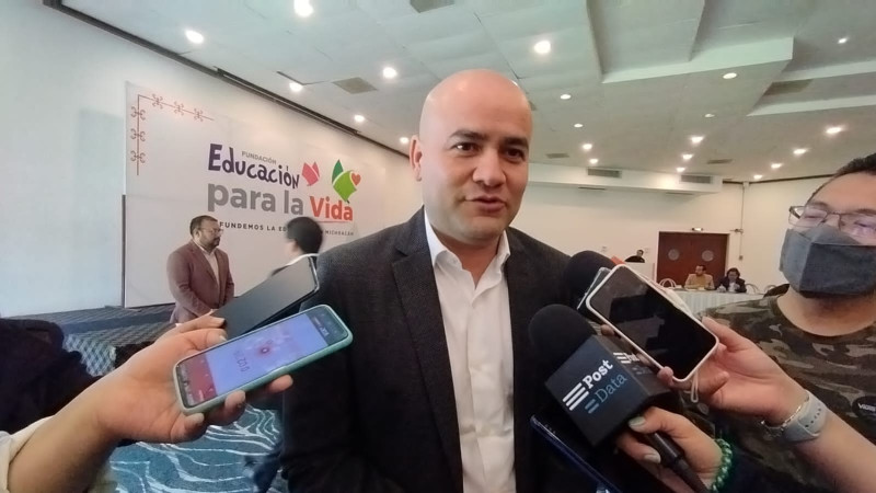 Ex secretario de Educación en Michoacán no ha recibido requerimientos administrativos 