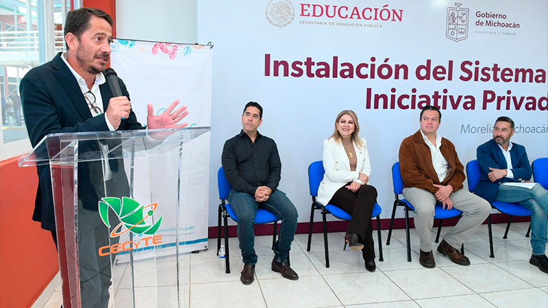 Educación técnica, fundamental para el desarrollo económico de Michoacán: Sedeco