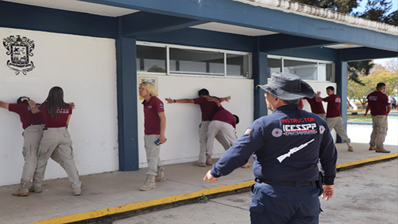 Alumnos de la Licenciatura en Seguridad UMSNH realizan prácticas en el IEESSPP 