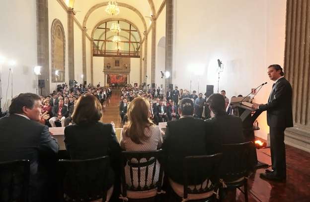 Secretario de Educación resalta propuestas de sindicato magisterial para mejorar la Reforma Educativa - Foto 1 