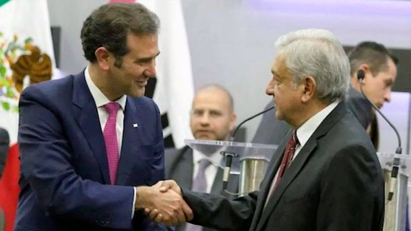 AMLO llama farsante y racista a Lorenzo Córdova 
