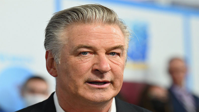 El actor Alec Baldwin podría pasar cinco años de prisión por accidente cometido 