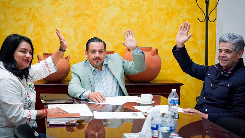 Congreso de Michoacán refrenda compromiso con connacionales y sus familias: Víctor Manríquez 
