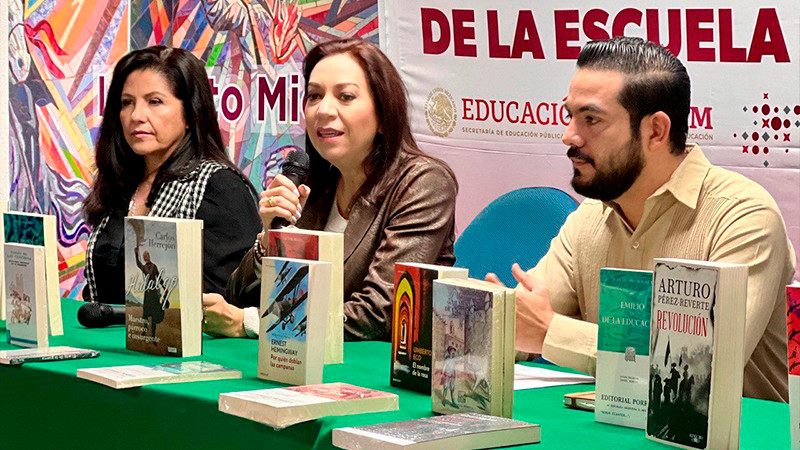 Entrega IEMSySEM material bibliográfico y equipo de cómputo a escuelas normales