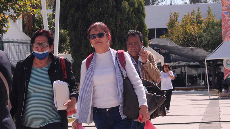 Destina Gobierno de Michoacán más de 800 mdp para la salud de los maestros: SEE Michoacán 