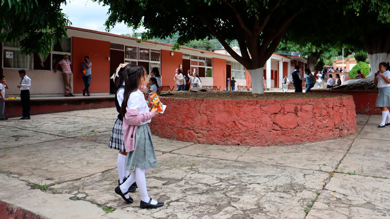Cuotas de ingreso a escuelas no son obligatorias, reitera Secretaría de Educación Michoacán 