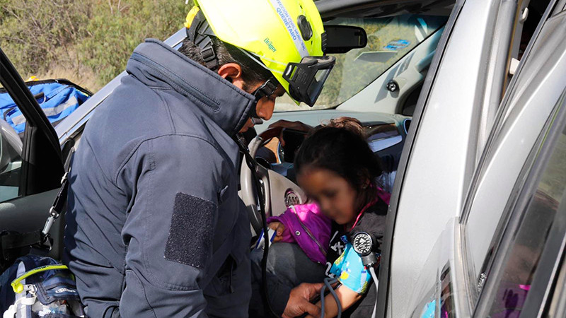 Cinco lesionados en aparatoso accidente en el Norponiente de Querétaro 