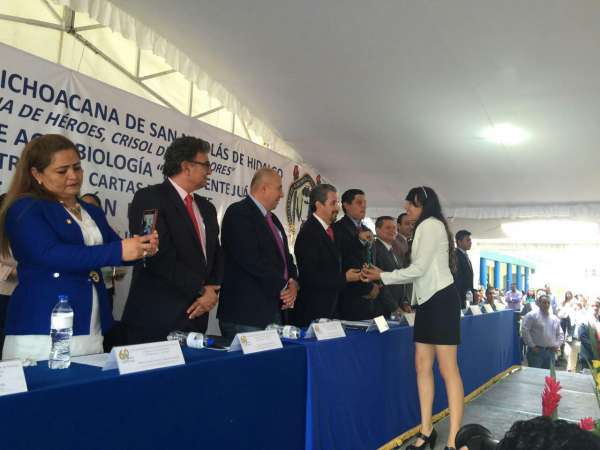 Llama rector de UMSNH a devolver prosperidad al campo mexicano para ser autosuficientes - Foto 2 