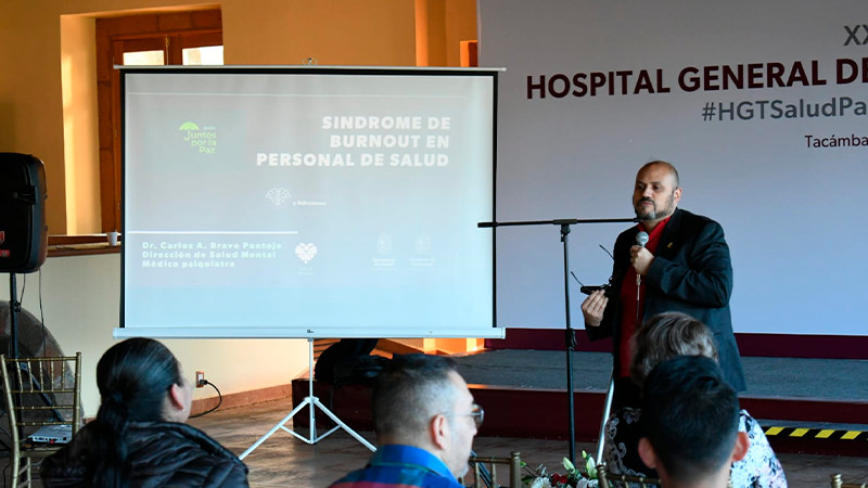 Orienta Salud Michoacán a profesionales de la salud sobre el síndrome de burnout