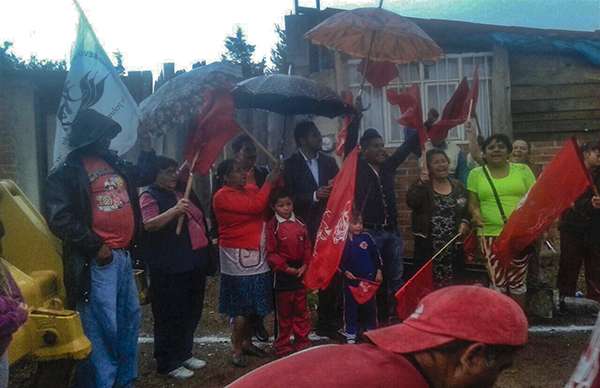 Inicia programa de pavimentación de calles en Irimbo 