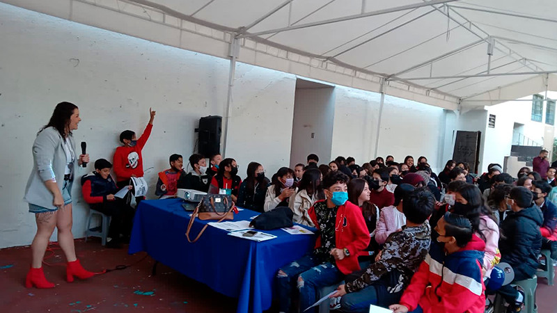 Sensibiliza Salud Michoacán a estudiantes sobre consumo de alcohol