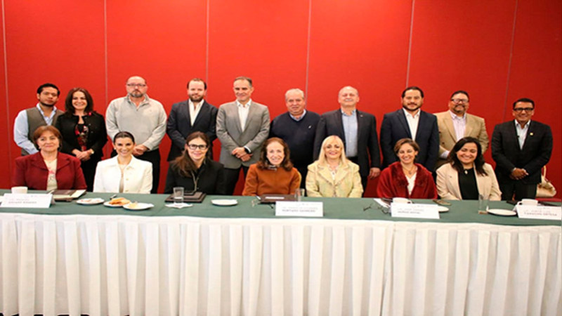 En Querétaro, Sectur rinde informe de actividades de 2022 