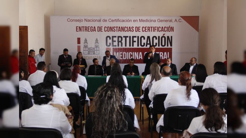 29 médicos generales reciben su certificación y recertificación por parte de CONAMEGE.