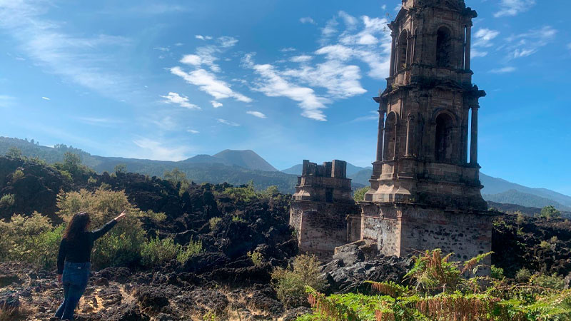 Lava y cenizas del Paricutín sepultaron a comunidades de San Salvador Combutzio y San Juan de Las Colchas 