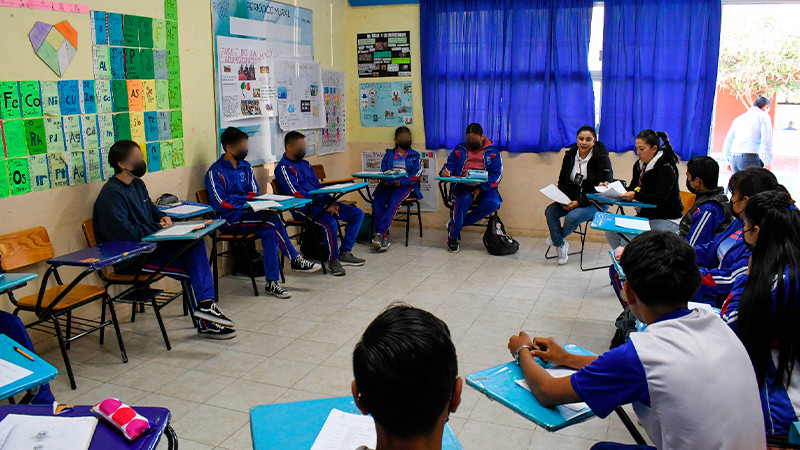 Imparte Salud Michoacán talleres de gestión emocional en secundarias
