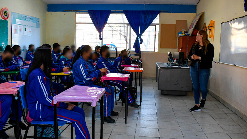 Imparte Salud Michoacán talleres de gestión emocional en secundarias