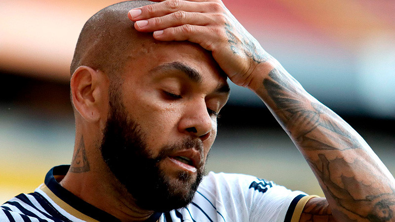  Niegan libertad condicional a Dani Alves; seguirá en prisión 