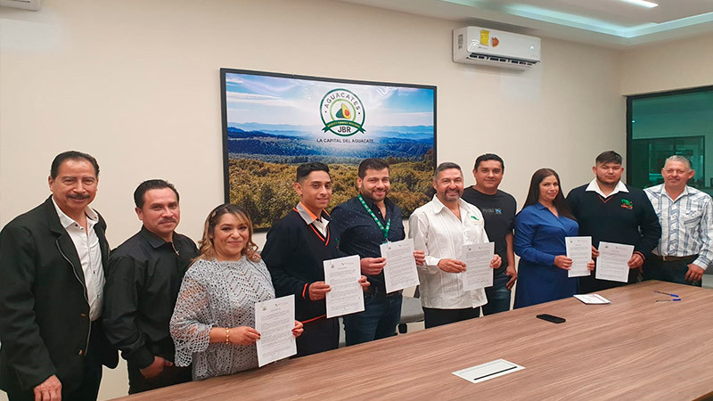 Ingresa Cecytem al modelo de Educación Dual  