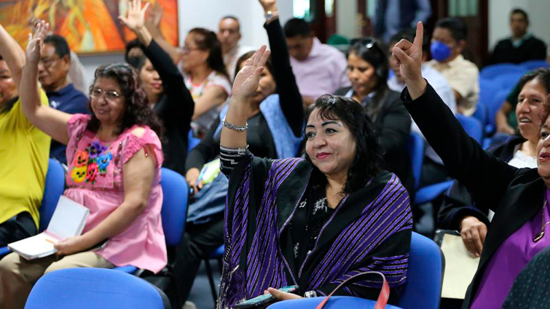 Secretaria de Educación de Michoacán acuerda trabajar de la mano con docentes de sector indígena