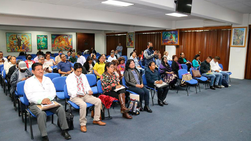Secretaria de Educación de Michoacán acuerda trabajar de la mano con docentes de sector indígena