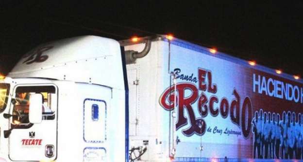 Convoy armado ataca camión de El Recodo  en el tramo La Piedad-Pénjamo  