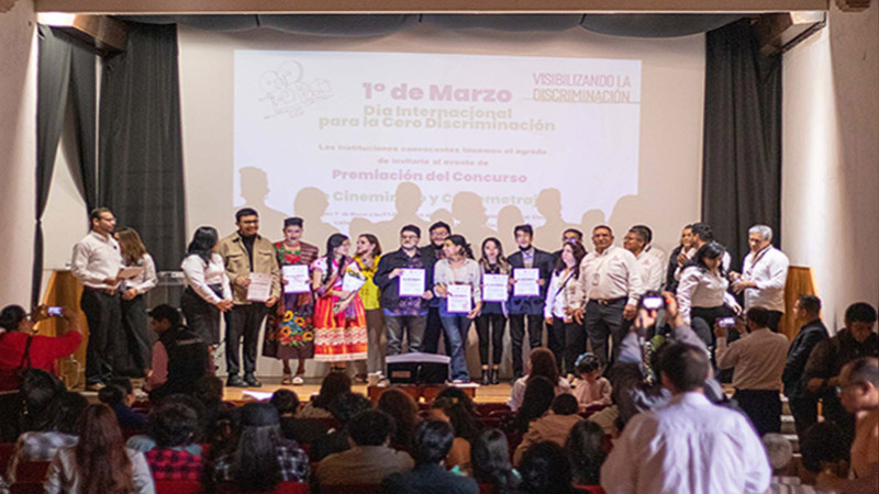 Premian cortometrajes ganadores sobre discriminación 