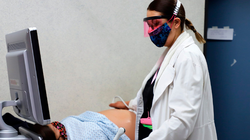 Salud Michoacán ofrece servicios gratuitos a mujeres sin seguridad social 