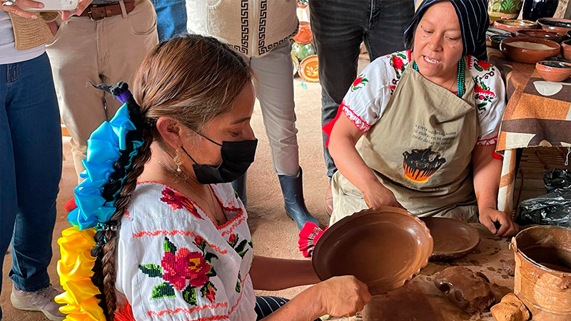 Sostienen mujeres la artesanía michoacana: IAM