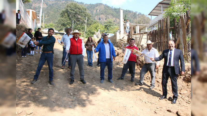 Inician pavimentación hidráulica en la Tenencia de El Caracol, de Hidalgo, Michoacán 