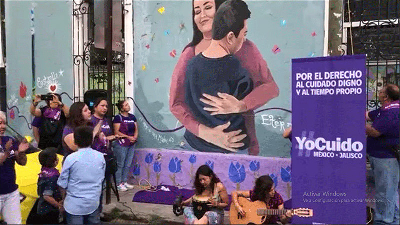 Develan mural en honor a Luz Raquel a ocho meses de su muerte, en Guadalajara 
