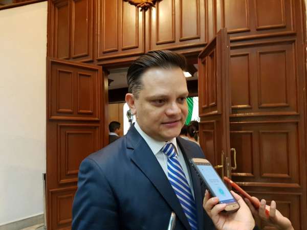 Exhorta legislativo a ejecutivo a liquidar 37 mdp que adeuda a papeleros 