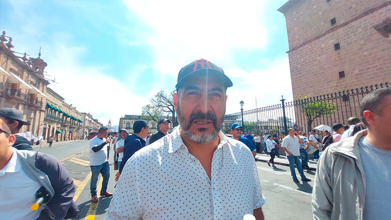 Amenazan galleros con radicalizar acciones ante prohibición de operar palenques en Michoacán