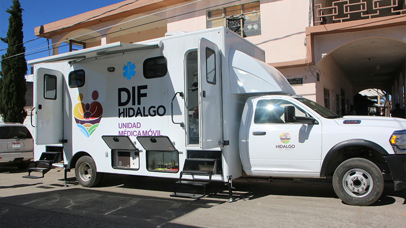 Dan atención a más de más de 200 personas en la tenencia de Agostitlán, ubicada en Ciudad Hidalgo, Michoacán