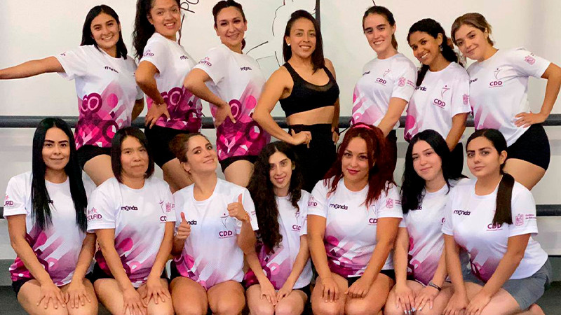Hacen posible 35 mujeres michoacanas el pole fitness en Cecufid