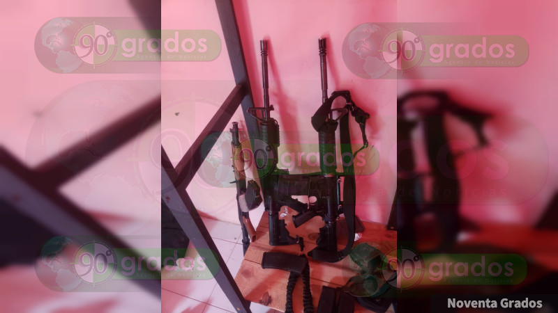Aseguran granada y armas largas tras agresión a policías y militares en Tzintzuntzan: Hay dos detenidos  