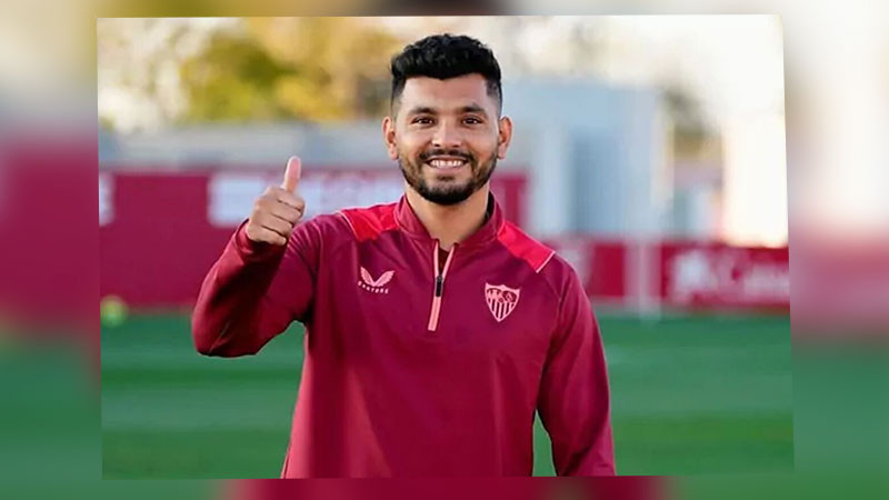 Después de 6 meses “Tecatito” Corona vuelve a ser convocado por el Sevilla 