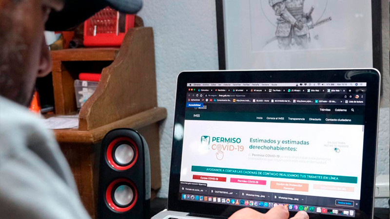 El IMSS asegura que la Cartilla Nacional de Salud puede reimprimirse 