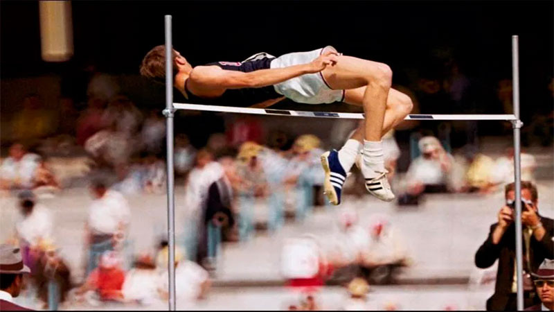 Falleció Dick Fosbury, ganador de los Juegos Olímpicos de 1968 